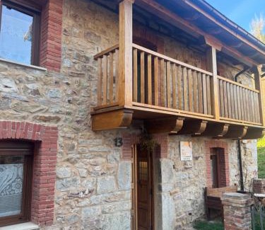 Cremenes Chalet De Esquí | La Casita de Verdiago