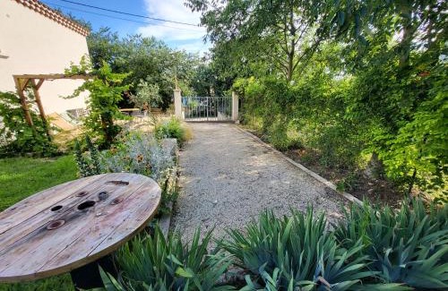Saint-Etienne-du-Gres Apartamento | La Casita