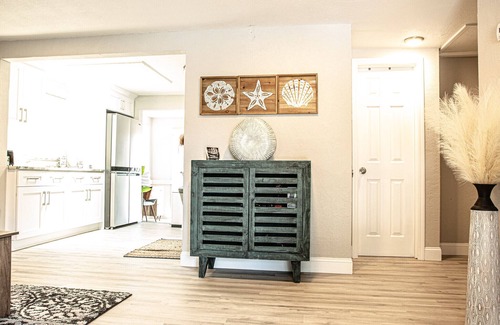 St. Petersburg - Clearwater Casa | La Casita of St. Petersburg near Beaches and Bars!