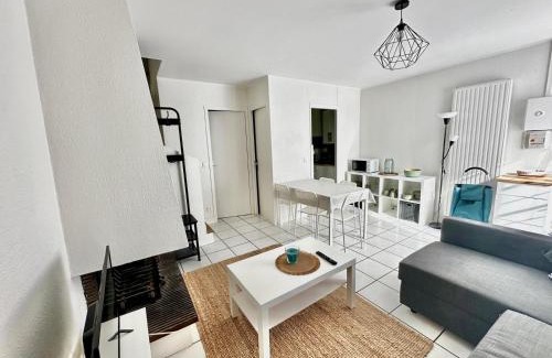 Courseulles-sur-Mer Apartamento | La Casita, triplex avec jardin proche du centre