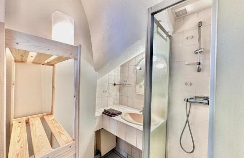 Courseulles-sur-Mer Apartamento | La Casita, triplex avec jardin proche du centre