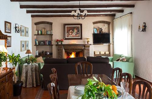 Los Yebenes Casa | La casona de los yebenes