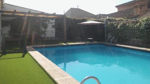 Los Yebenes Casa | La casona de los yebenes