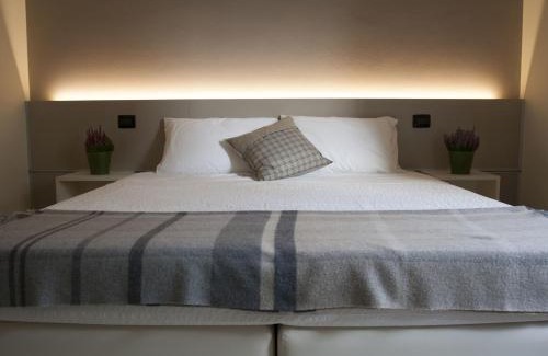 Carugate Cama Y Desayuno | La Castellana B&B