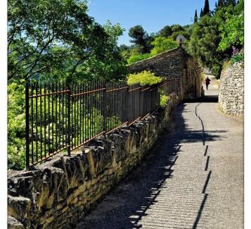 Saint-Martin-de-Castillon Casa | La Cerisaie, maison spacieuse en Lubéron