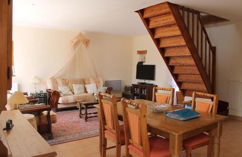 Deneze-sous-le-Lude Casa | La Cerniére Gites