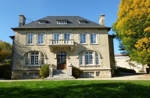 Pernant Cama Y Desayuno | La chambre au Château