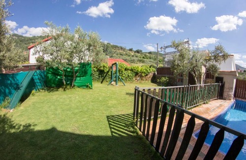 Casas del Monte Chalet De Esquí | La Charca de la Dehesa