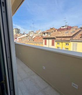 Parma City Centre Apartamento | La CHARTREUSE Luxury Suites