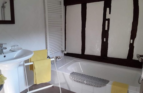 Tour-en-Sologne Casa | La Chaumière-Dúplex-Baño con bañera-Confortable-Vista al Jardín