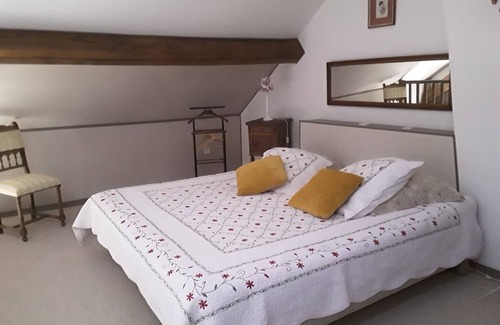 Tour-en-Sologne Casa | La Chaumière-Dúplex-Baño con bañera-Confortable-Vista al Jardín