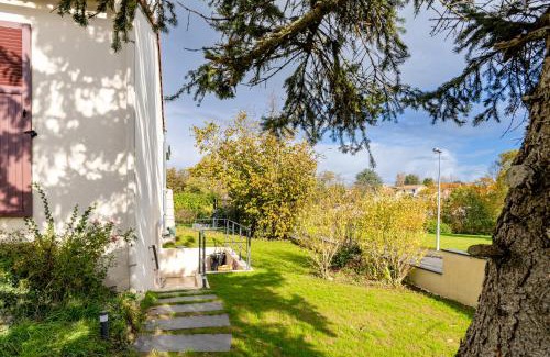Saint-Christophe-du-Bois Apartamento | La Chevallerie