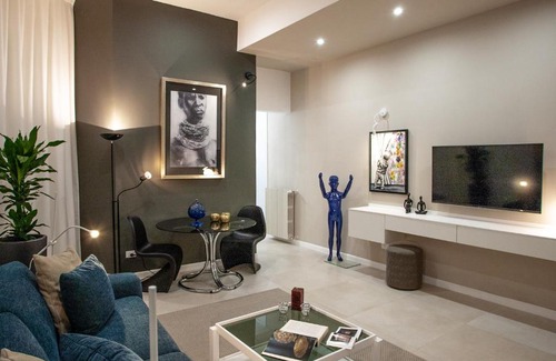 Taranto Casa | La Chimera Luxury Home