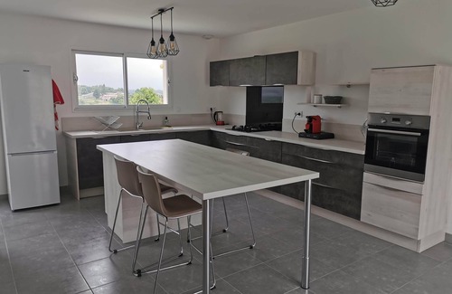 Brie-sous-Barbezieux Casa | La Chouette: new house, ideal for family vacations! Soothing view