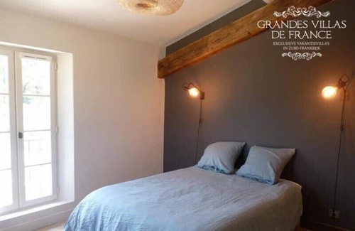 Eyragues Villa | La Chouette Summary: