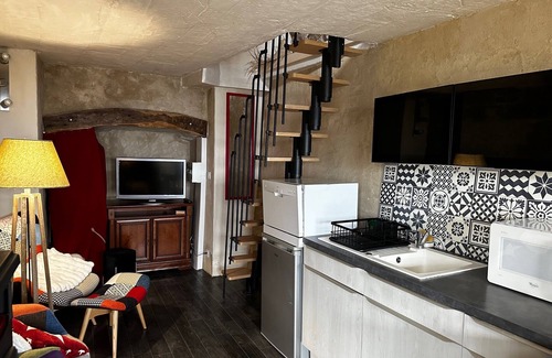 Chalencon Casa | La Cigale Ardéchoise - A cosy cocoon for two, overlooking the Eyrieux valley