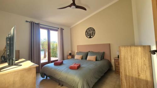 Bagard Casa | La Cigale suite villa du Mazet de la Draille Mas en Cévennes - Jacuzzi & Piscine Privatif - 4 personnes - Classé 5 étoiles