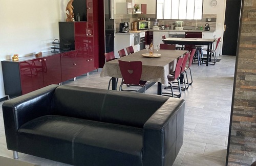 Cabasse Apartamento | La Cigale - We offer: 3 rooms for a total of 8 people.
