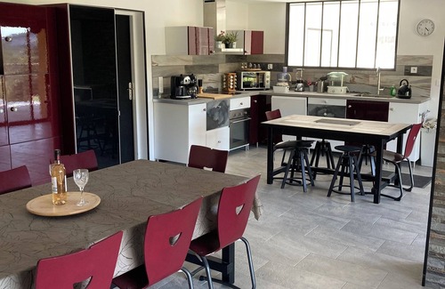 Cabasse Apartamento | La Cigale - We offer: 3 rooms for a total of 8 people.