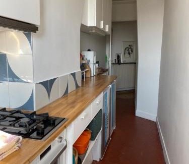 Quartier des Grandes-Carrieres Apartamento | La Cité des Fusains