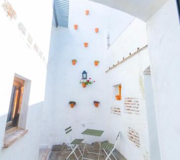 Cantillana Casa | La Clara Domus