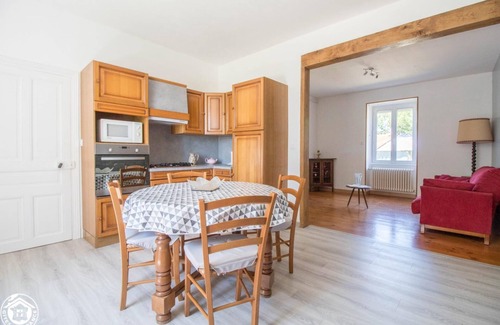 Aveze Casa | La Clef des Champs - Aveze
