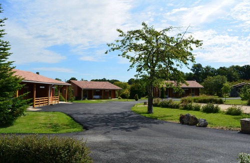 Clam Casa | La Clef des Champs17500 Le Peuplier 48m2 / 3 ***