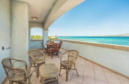 Torre dei Corsari Apartamento | [La Conia Luxury Loft]: Sea Front Terrace