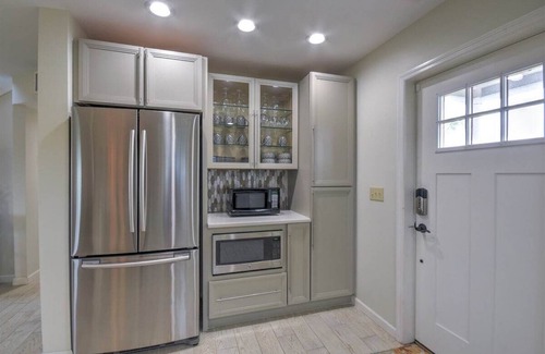 American Beach Casa | La Coquille - Hosted By Moore AI Rentals
