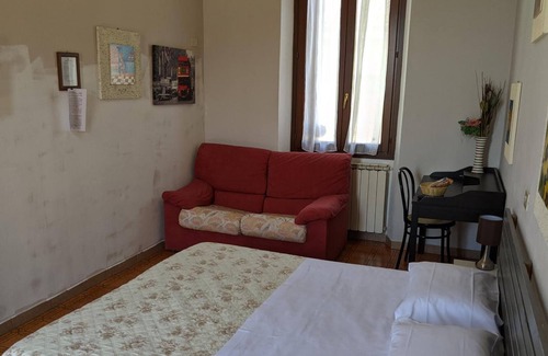 Buscate Casa | La Corte Del Poeta