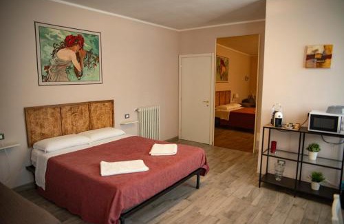 Rozzano Cama Y Desayuno | La Corte di Aldo