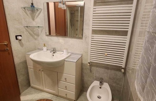 Cornate d'Adda Apartamento | La Corte Guesthouse