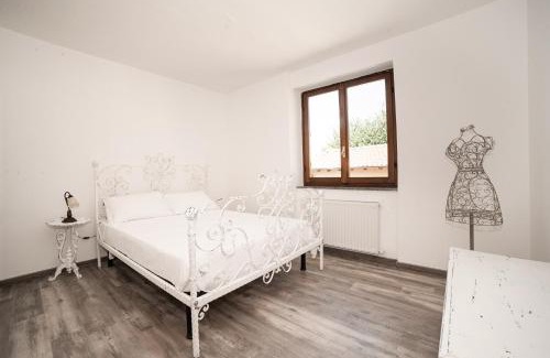 Merone Apartamento | LA CORTE SUL LAGO
