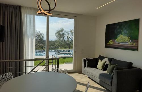 Calmasino Apartamento | LA CORTESE by La Rondinella Apartments
