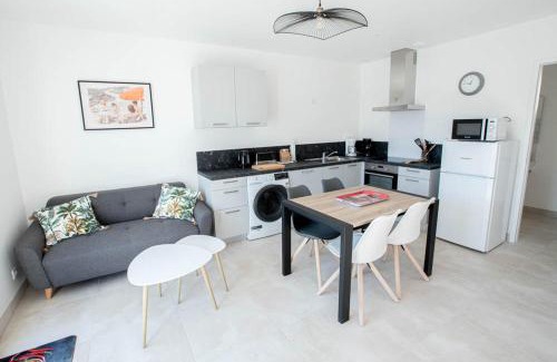Les Mathes Casa | LA CORVETTE Maison avec piscine/parking/wifi/plages 5kms