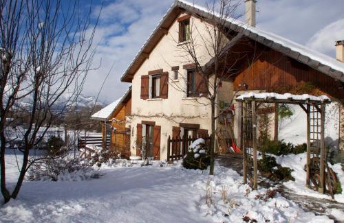 Saint-Leger-les-Melezes Cama Y Desayuno | "La Coustille" Chambres et Table d'Hôtes