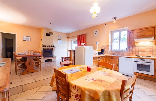 Viazac Casa | La Croix del Sol - 5 people - 9km from Figeac - shared pool