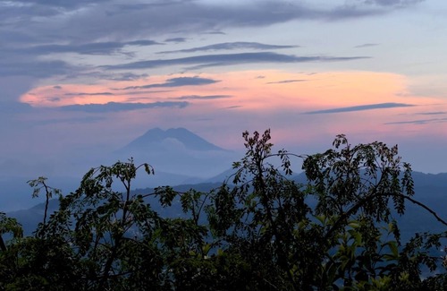 San Salvador Cabina | La Cueva de Monticello