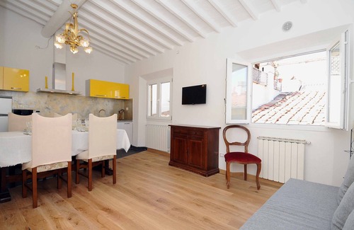Duomo Apartamento | Apartamento con vistas al Duomo, ¡parece tocarlo!