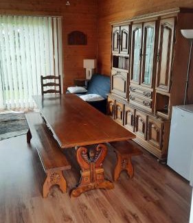 La Chapelle-de-Guinchay Apartamento | La Datcha d'Elena