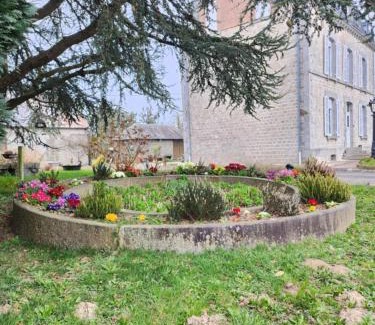 Grandparigny Cama Y Desayuno | La Datiniere