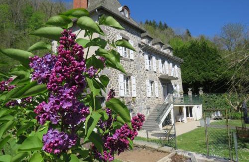 Saint-Chamant Cama Y Desayuno | La Demeure de Cyr