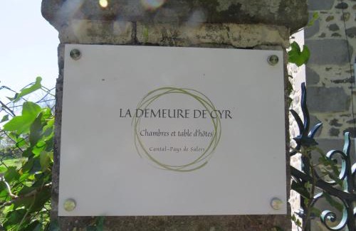 Saint-Chamant Cama Y Desayuno | La Demeure de Cyr