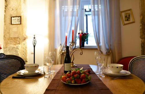 Nancy City Centre Apartamento | La Duchesse - Loveroom Moonlove Place Stanislas