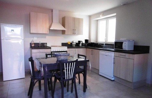 Montsoue Casa | La dugue ouest