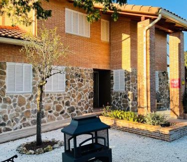 El Casar Casa | La Encina, casa tranquila con excelentes vistas