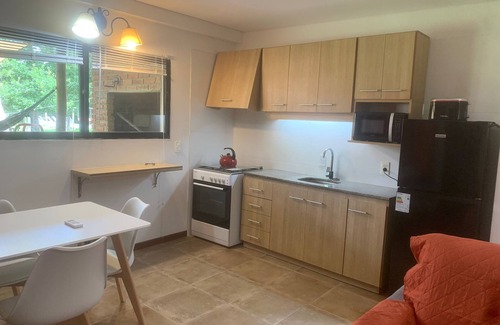 Ocean Park Casa | La Escondida- Amarilla- Cozy two-bedroom house- 20 mins drive from Pta del Este