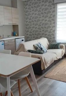 Falaise Apartamento | La Falaisienne - Appartement pour 4 au cœur de Falaise - "Larès"