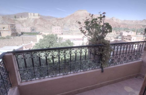 Ait Sedrate Sahl Charkia Casa | La Famille Berbère