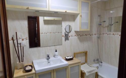 El Molinillo Apartamento | La Farola Centro de Málaga con Parking 445 Max